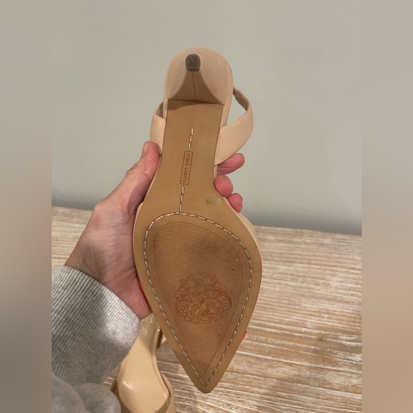 Vince Camuto Tan and Coral Kitten heels - Picture 5 of 6